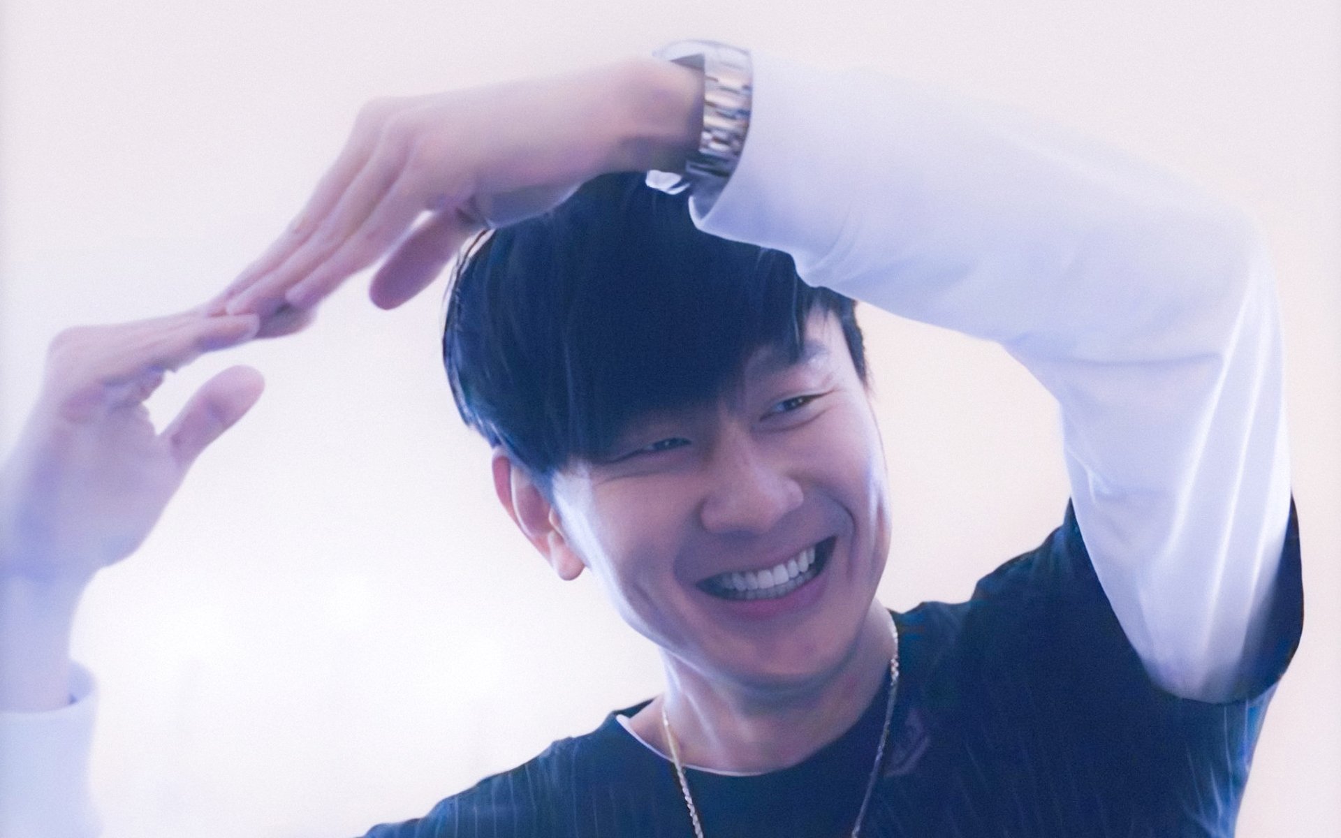 爱游戏官方-女子英格兰橄榄球队强势崛起吸引社交媒体关注，lfl女子橄榄球roberts