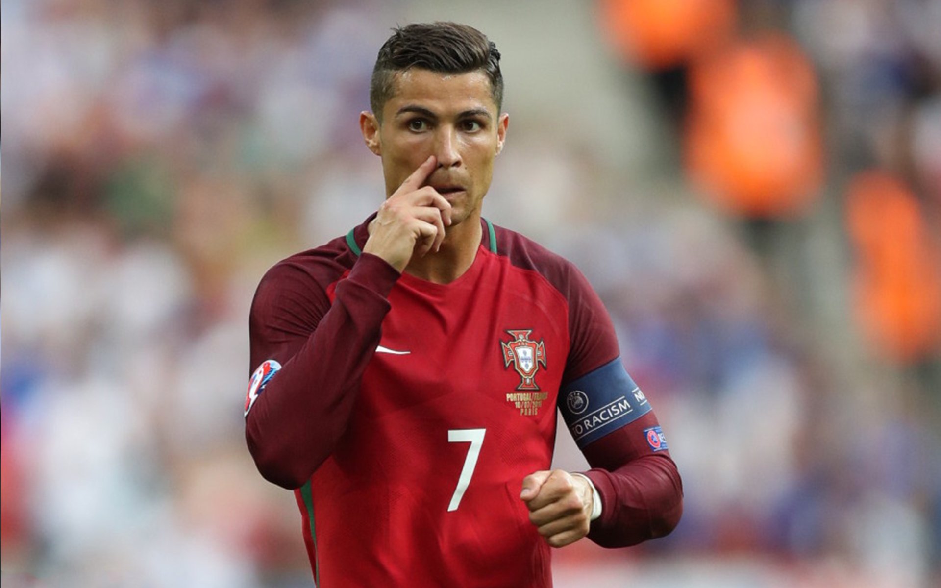 足球场馆夜间照明标准全国统一，足球场照明灯是什么灯